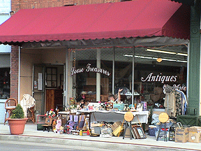 Kentucky-Loose-Treasures-_Antique_Store_Mirage-Maker